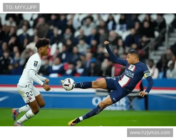 巴黎中场流畅性存疑,高强度对抗下稳定性承压 巴黎中场流畅性存疑,高强度对抗下稳定性承压